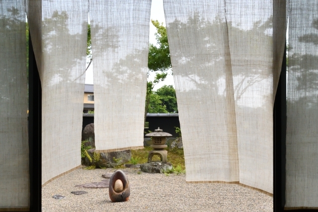 暖簾で少しでも清涼感を・・・・
