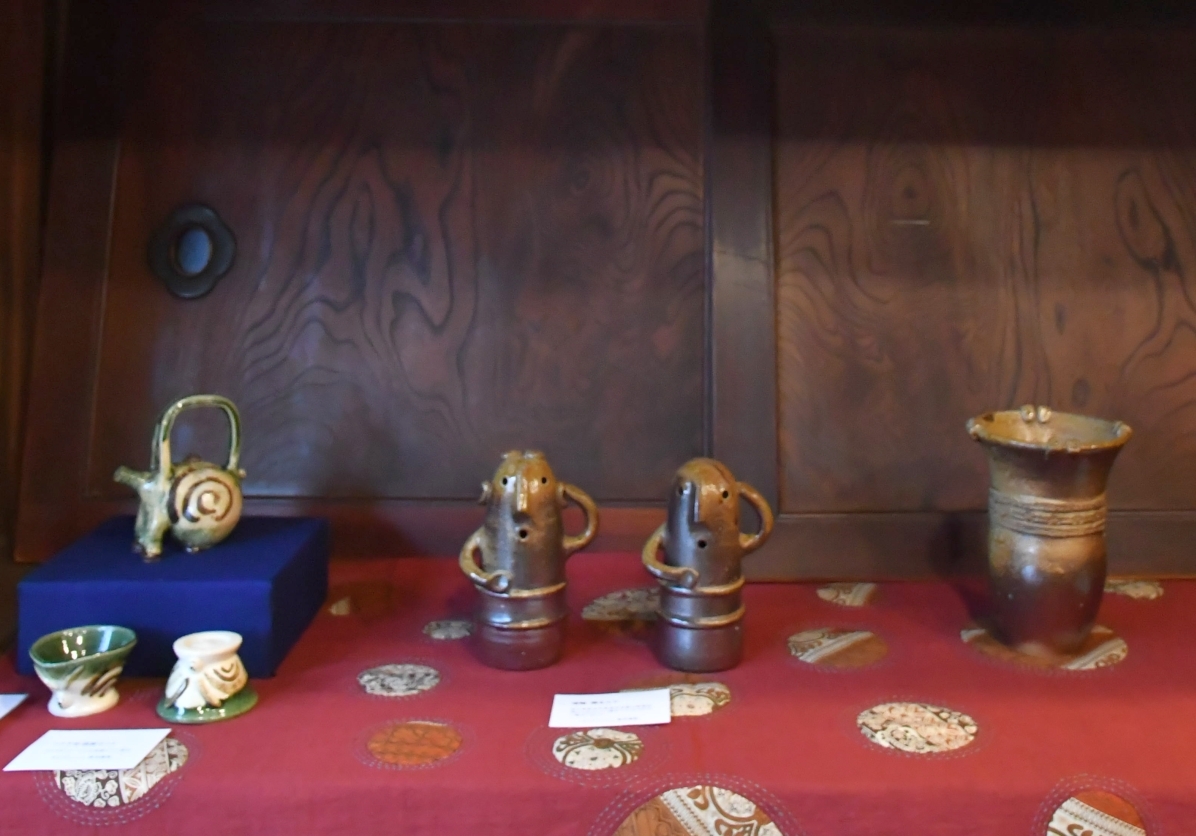 お茶処紬」さんにも展示しています