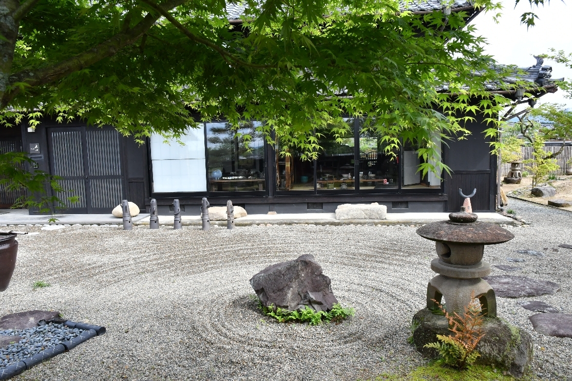 庭の草木がきれいです
